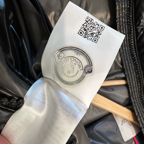 Moncler puffer size 4. Purchased from Nordstrom in 2020. - Picture 4 of 6
